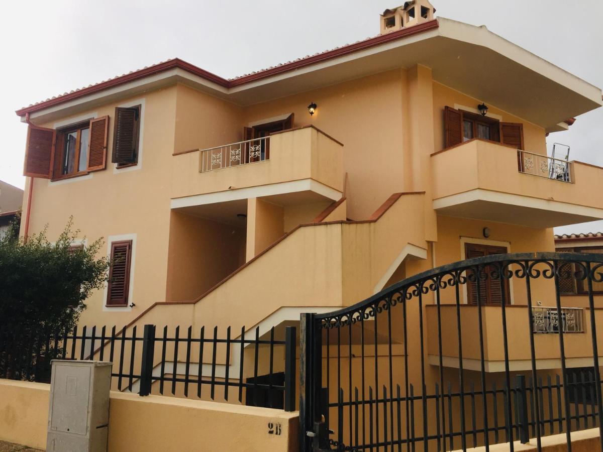 Domo Mea Apartamento Villasimius Exterior foto
